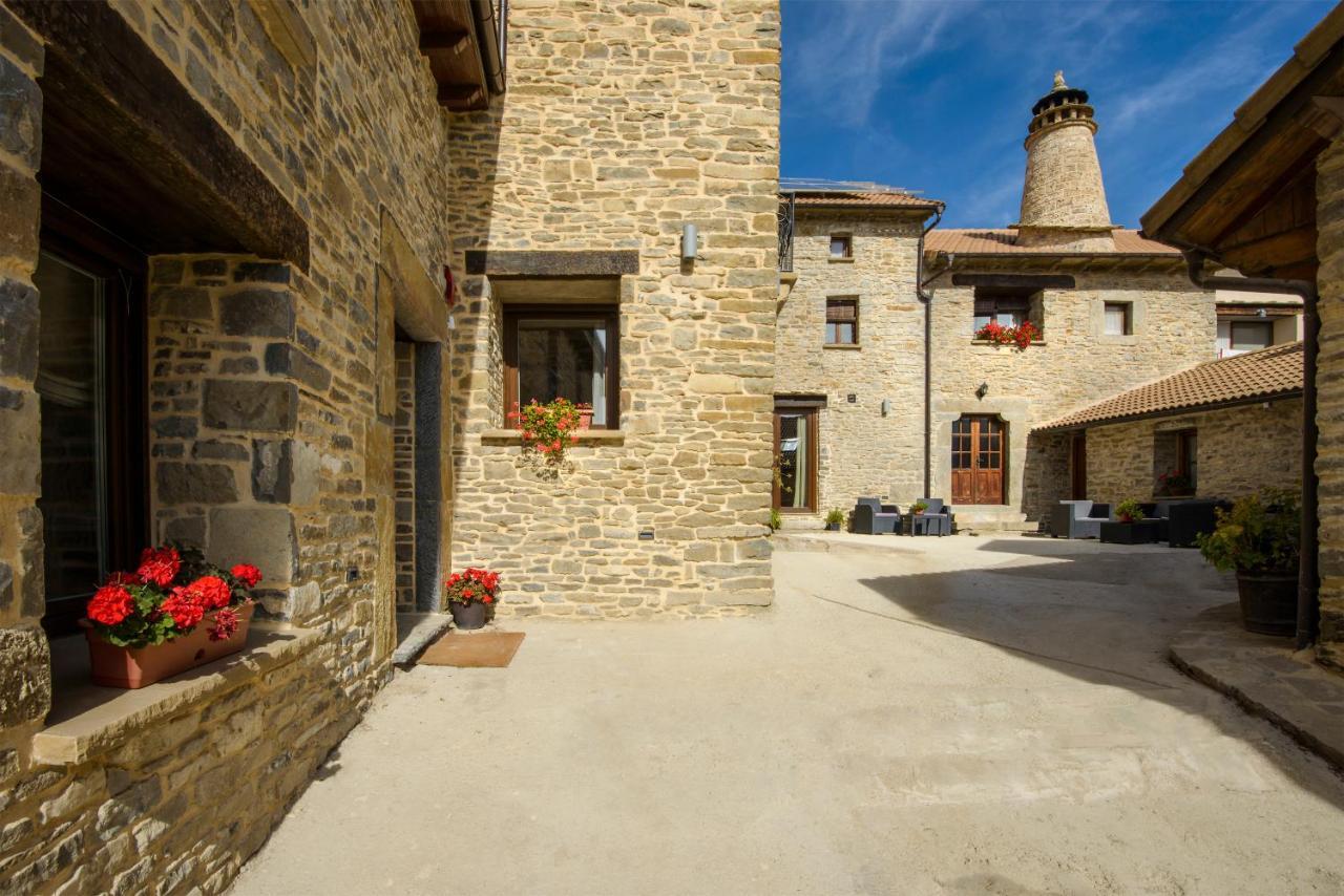 OS ORMOS Casa Rural - Apartamentos - Habitaciones Espuéndolas Exterior foto