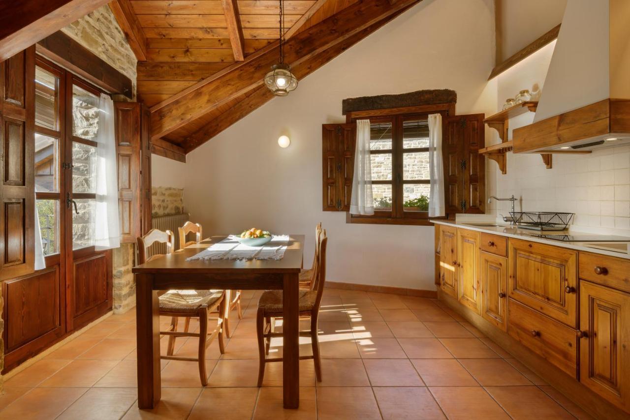 OS ORMOS Casa Rural - Apartamentos - Habitaciones Espuéndolas Exterior foto