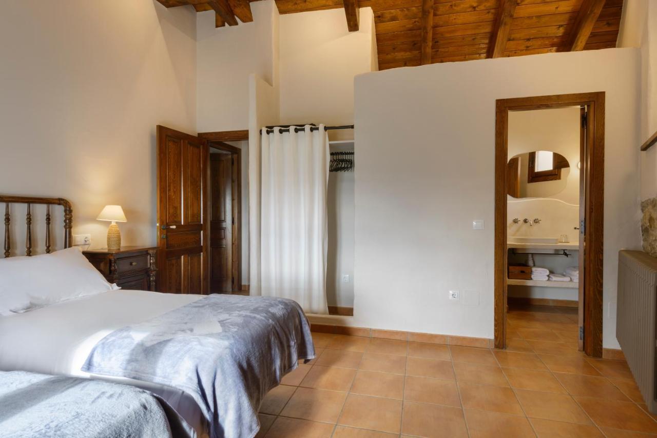 OS ORMOS Casa Rural - Apartamentos - Habitaciones Espuéndolas Exterior foto